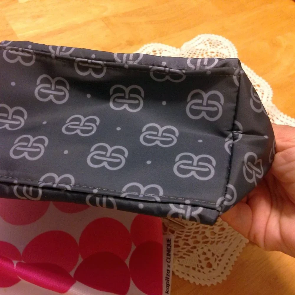 Bill Blass / Clinique Make Up Bags Bundle